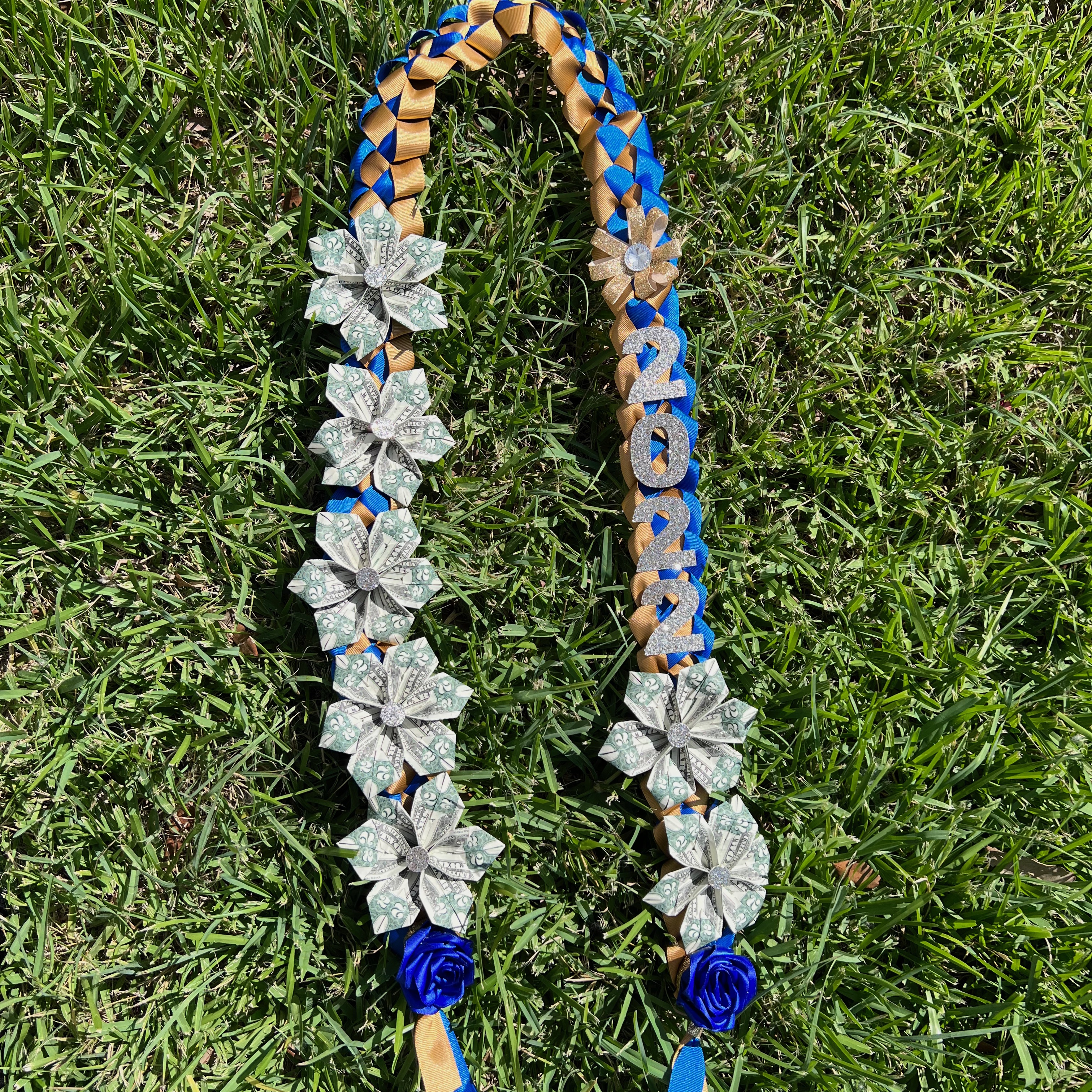 Money Lei with 21 bills